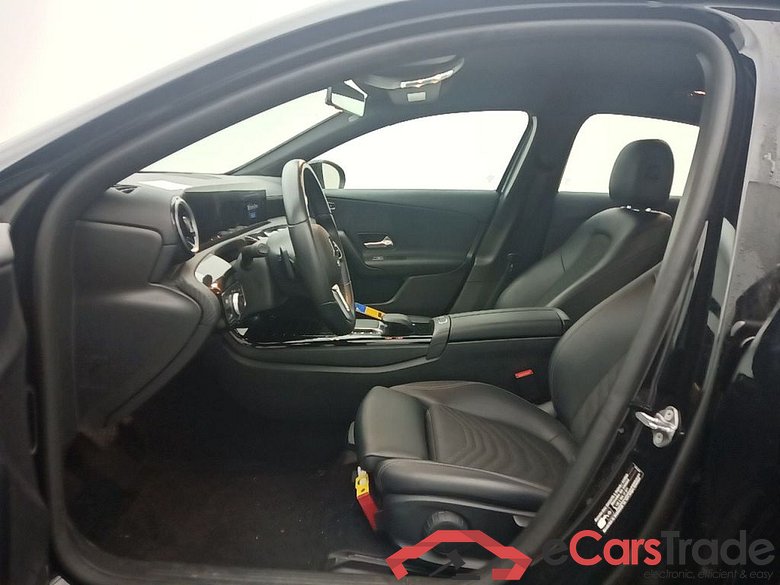 MERCEDES CLASSE A SEDAN (V177) A 180 136 Business Solution (EU6AP) 4d #6