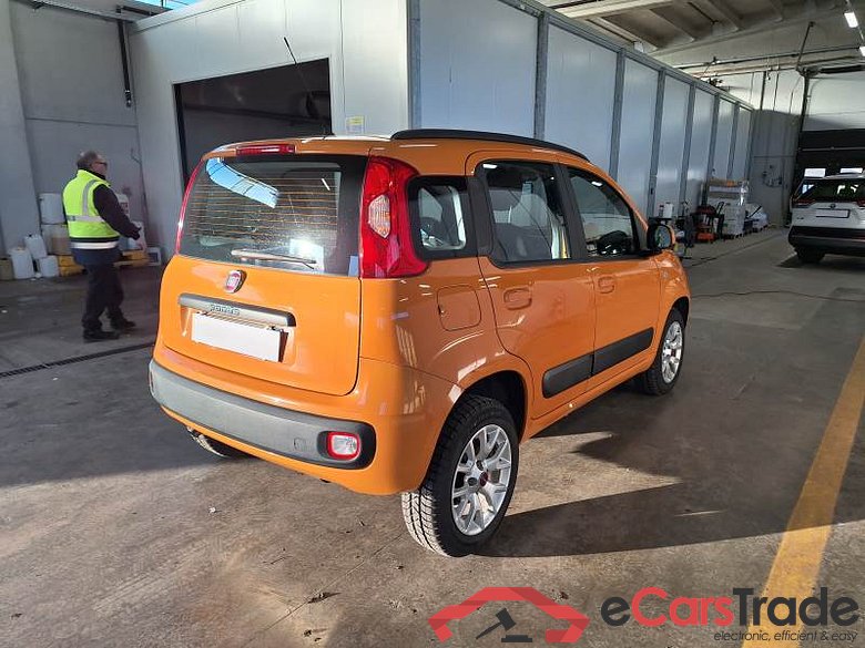 Fiat 18 FIAT PANDA / 2011 / 5P / BERLINA 0.9 TWINAIR TURBO NATURAL POWER LOUNGE #2