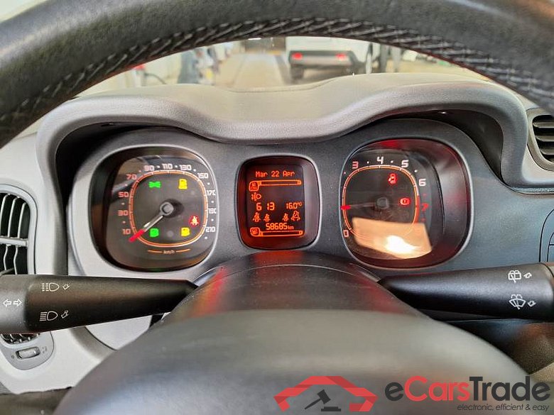 Fiat 18 FIAT PANDA / 2011 / 5P / BERLINA 0.9 TWINAIR TURBO NATURAL POWER LOUNGE #4