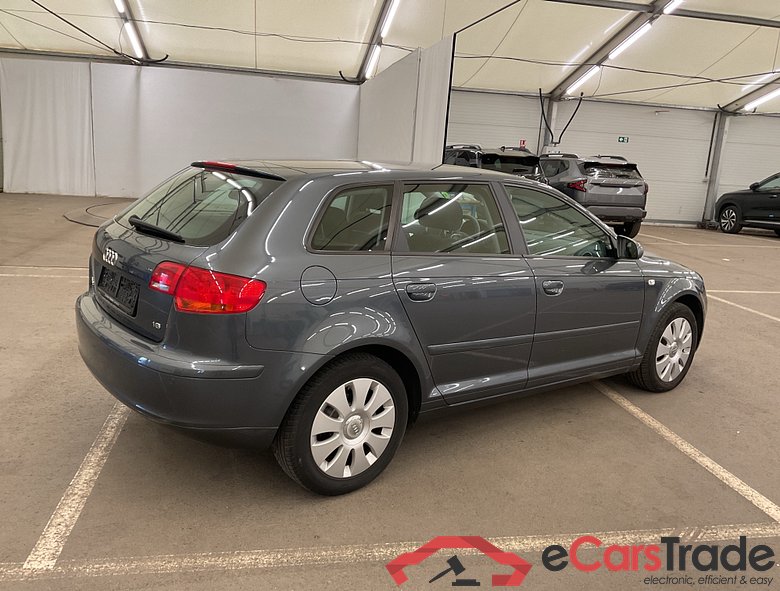AUDI A3 Sportback SP.B.ATTR 1.6L 102 CVPK 5V #2