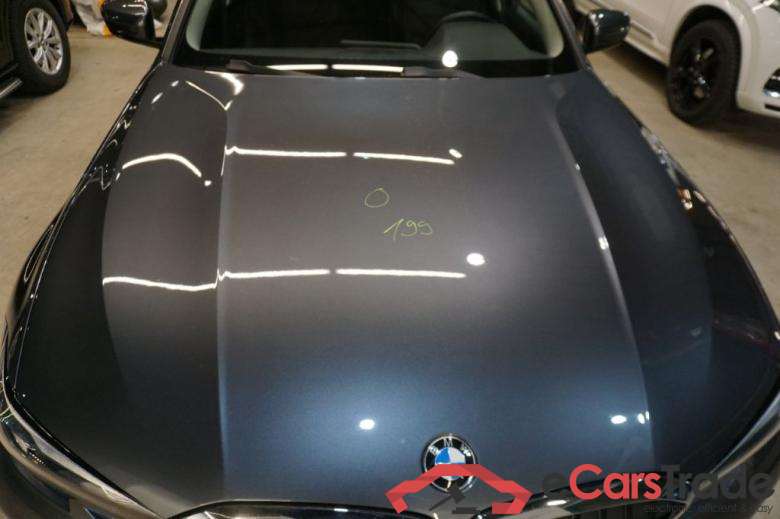 BMW 3-Serie Touring ´18 Baureihe 3 Touring 330 i Sport Line 2.0 190KW AT8 E6d