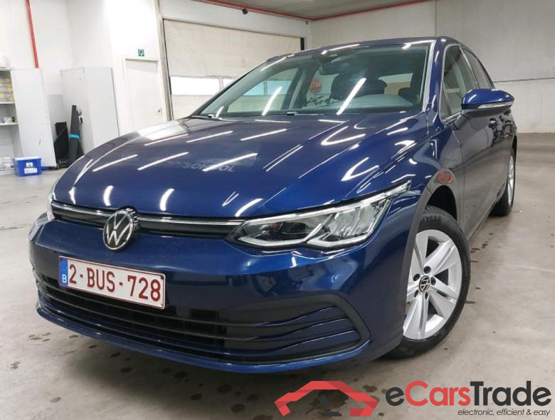 Volkswagen Golf 1.0 TSI Life LED Virtual Ambient Navi KeylessGo Camera Klima PDC ...