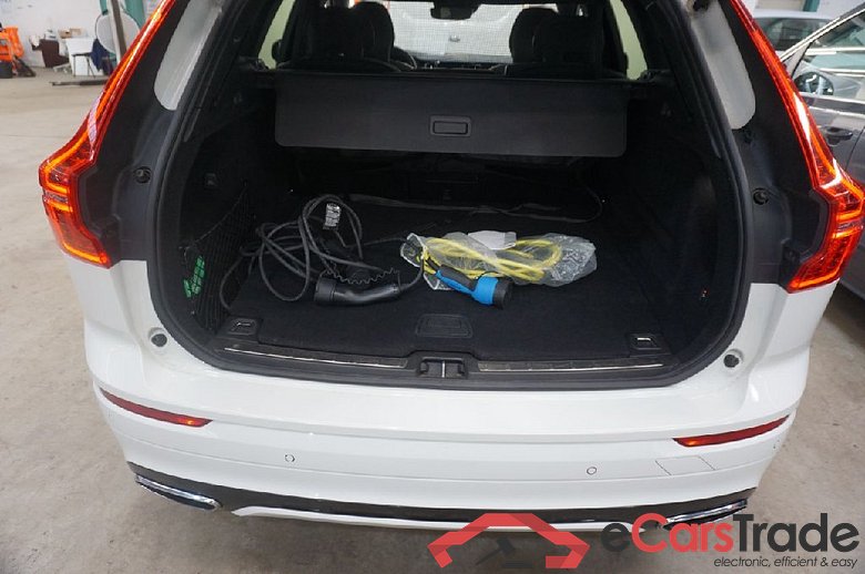 Volvo XC60 ´17 XC60 R Design Plug-In Hybrid AWD 2.0 T8 Twin Engine 288KW AT8 E6dT #5