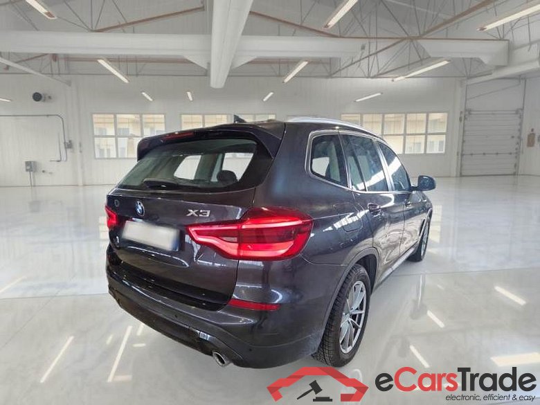 BMW 32 BMW X3 / 2017 / 5P / SUV XDRIVE 20D BUSINESS ADVANTAGE #2