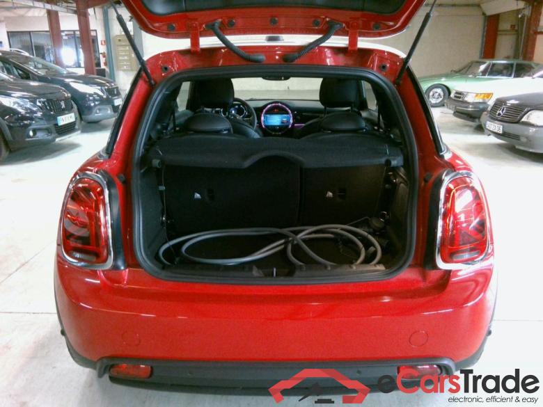 COOPER ELECTRIQUE 11DJ F56 BEV  WIP #6