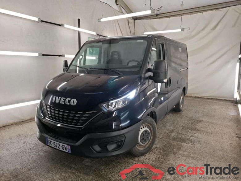 Iveco 2.3 35S16SA8 V7 H1 3000 IVECO Daily / 2014 / 4P / Fourgon tôlé 2.3 35S16SA8 V7 H1 3000