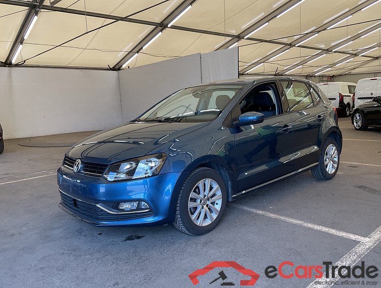 VOLKSWAGEN Polo Polo Comfortline 1.2 TSI BlueMotion Technology 66 kW (90 ch) 5 vitesses manuel #1