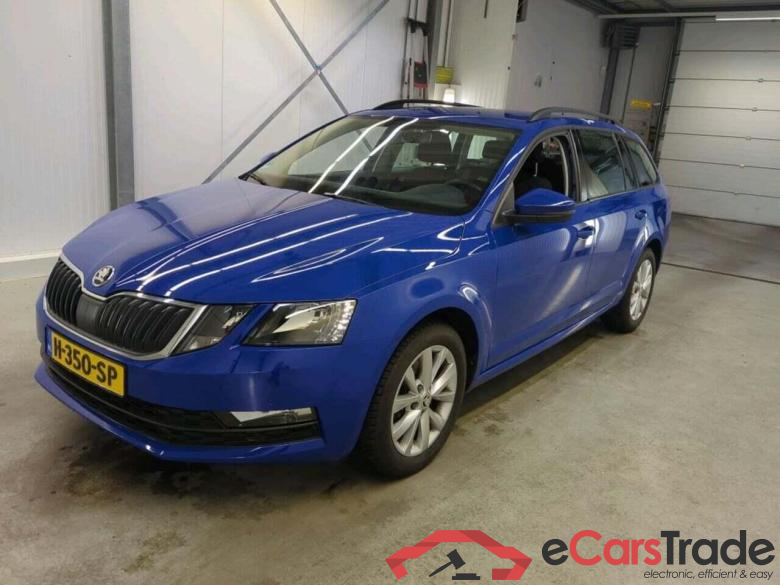 SKODA Octavia Combi 1.5 TSI Bns Edition