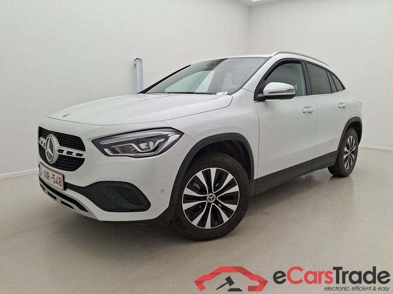 MERCEDES-BENZ GLA 180D BUSINESS SOLUTION DCT #1