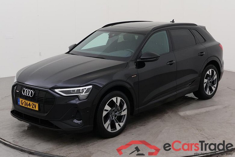 AUDI e-tron  #1