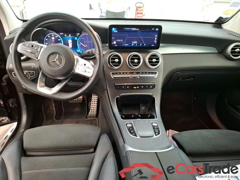 Mercedes GLC 220 d AMG Line Launch Edition 4Matic MERCEDES-BENZ GLC / 2019 / 5P / SUV GLC 220 d AMG Line Launch Edition 4Matic #5