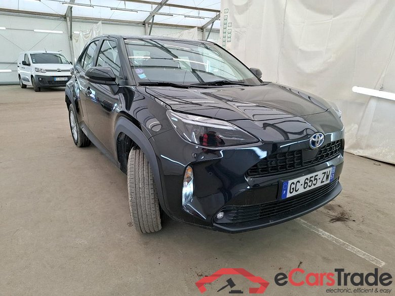 Toyota 1.5 HYBRID 116H DYNAMIC BUSINESS ST AWD TOYOTA Yaris Cross Hybride / 2021 / 5P / SUV 1.5 HYBRID 116H DYNAMIC BUSINESS ST AWD #4