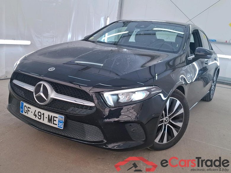 Mercedes A 200 d Business Line 8G-DCT MERCEDES-BENZ Classe A Berline / 2018 / 4P / Berline A 200 d Business Line 8G-DCT