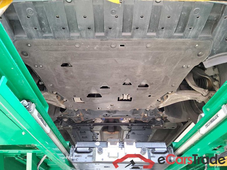 Volvo XC60 (03.2017->) DE - SUV5 T8 Twin Engine AWD EU6d-T, Inscription (EURO 6d-TEMP), 2018 - 2020 #5