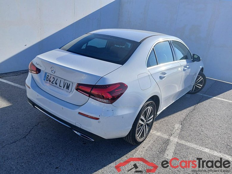 Mercedes Sedán A 250 e Clase A A 250 e (177.186) 1.3 215CV AT8 E6d #2