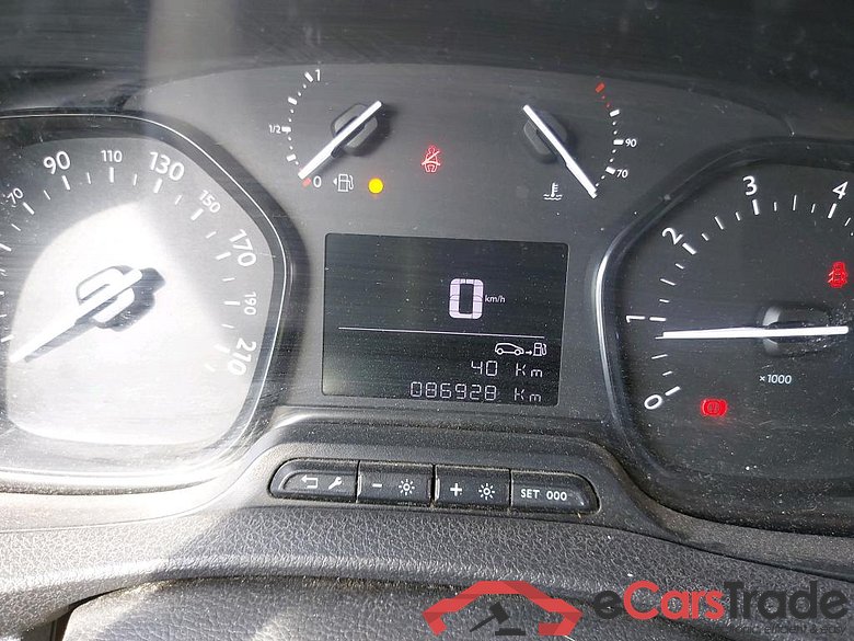 Opel 1.5 Diésel 88kW (120CV) M Std Select OPEL Vivaro / 2019 / 4P / furgón 1.5 Diésel 88kW (120CV) M Std Select #5