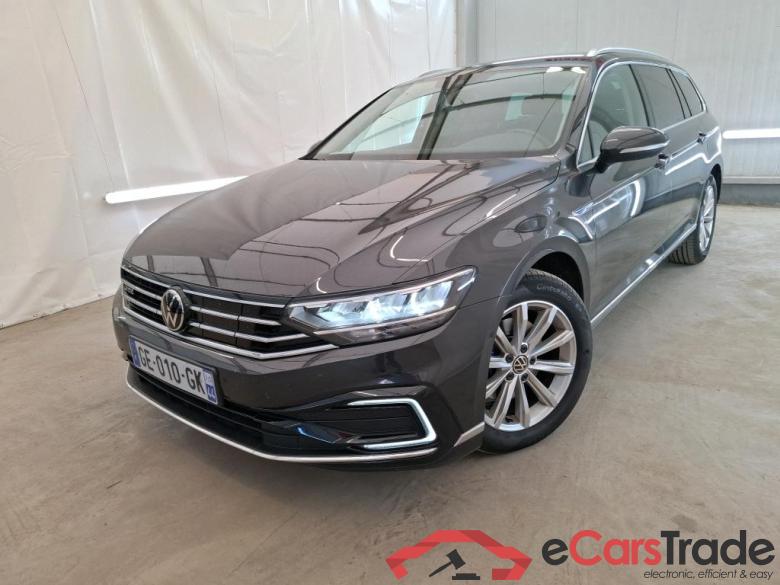 Volkswagen 1.4 TSI DSG HYBRIDE REC SW GTE BUSINESS(SL) VOLKSWAGEN Passat SW / 2019 / 5P / Break 1.4 TSI DSG HYBRIDE REC SW GTE BUSINESS(SL) #1