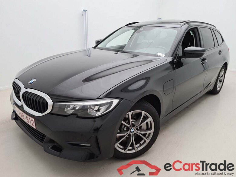 BMW 3-SERIE TOURING 330EA SPORTLINE