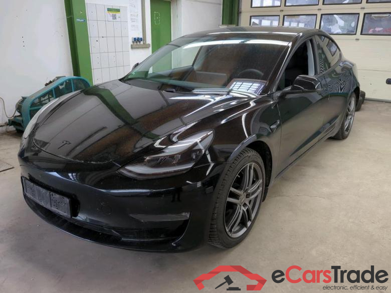Tesla Model 3 ´18 BEV TESLA Model 3 Langstreckenbatt. Allradantrieb Dual Motor 4d 366kW