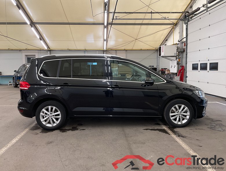 VOLKSWAGEN Touran Touran Highline 1.6 TDI SCR 85 kW (115 ch) 6 vitesses manuel #3