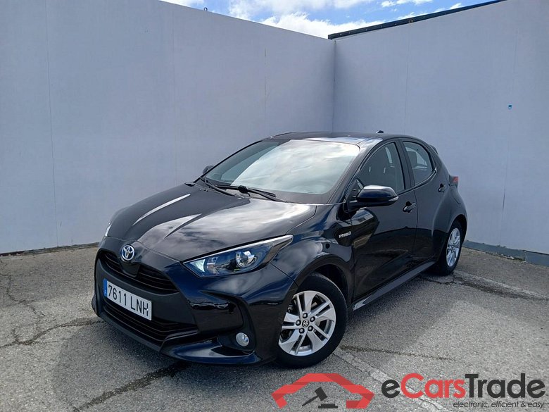 Toyota 1.5 120H Active Tech TOYOTA Yaris / 2020 / 5P / berlina con portón 1.5 120H Active Tech #1
