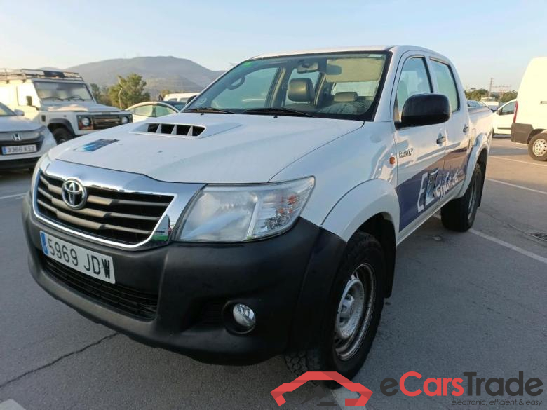 Toyota 2.5 D-4D Doble Cabina GX 4x4 TOYOTA HILUX VU 4p 6G pickup 2.5 D-4D Doble Cabina GX 4x4