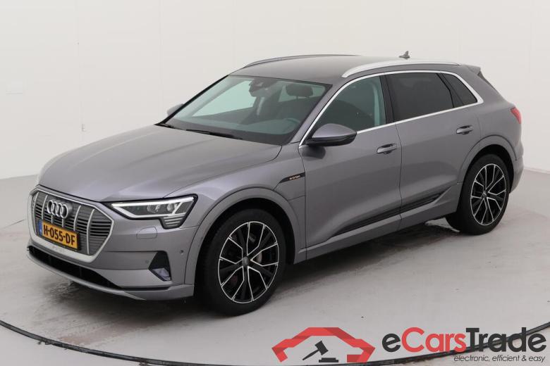 AUDI e-tron  #1