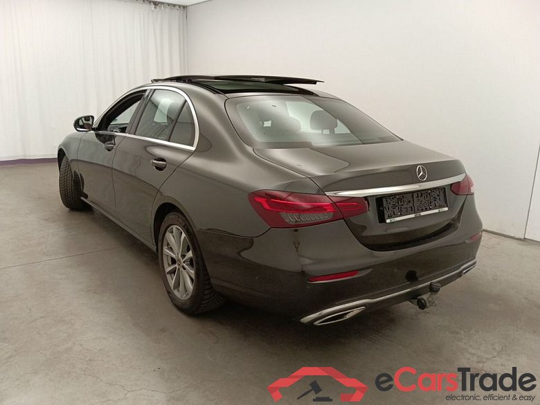 Mercedes-Benz E-Klasse Berline E 200 d Business Solution 4d #4