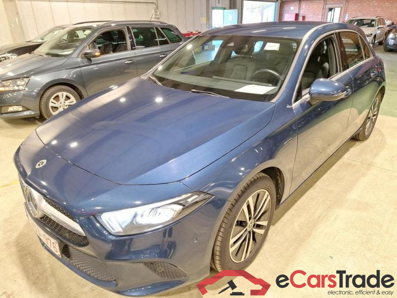 MERCEDES-BENZ CLASS A (W177) A 250 e PHEV Business Solution