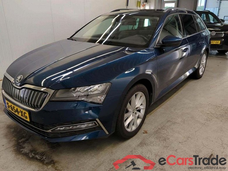 SKODA Superb Combi 1.4 TSI iV BnsEdPlus #1