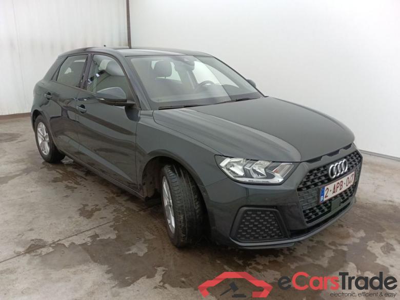 Audi A1 Sportback 1.0 25 TFSI 70kW S tronic Business Ed. 5d #2