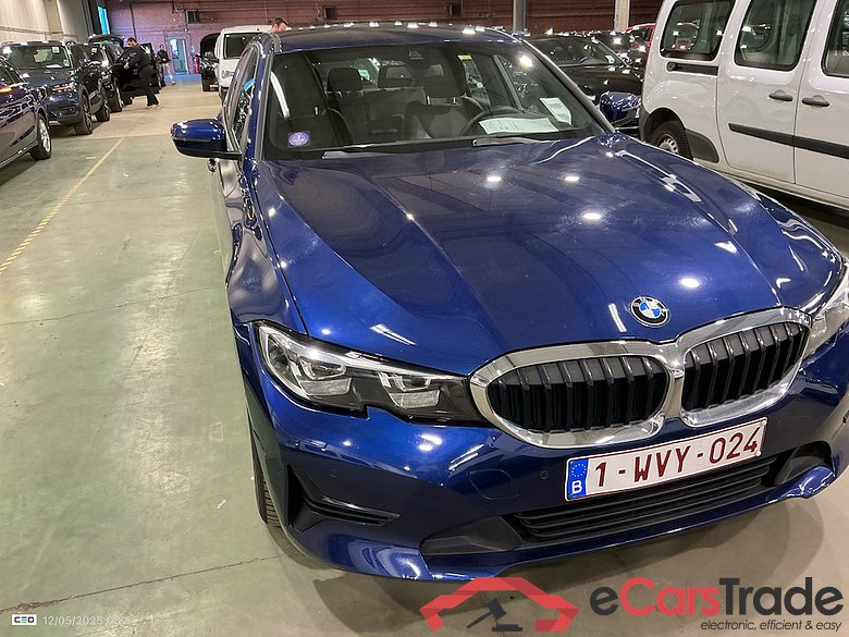 BMW 3-serie 2.0 330E (135KW) BERLINE