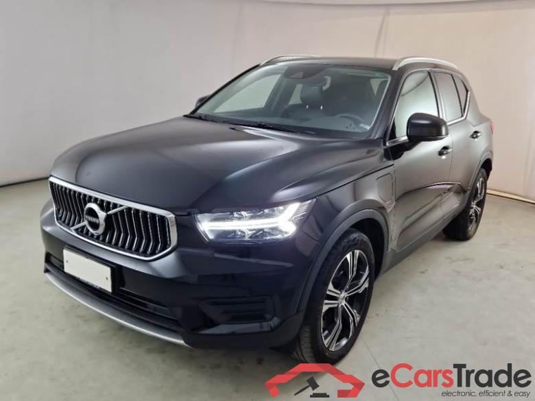 Volvo 218 VOLVO XC40 / 2017 / 5P / SUV T5 PLUG-IN HYBRID AUTO RECHARGE INSCR.