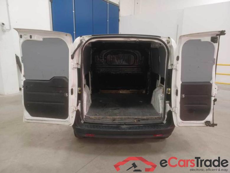 Fiat 51 FIAT DOBLÒ CARGO / 2014 / 4P / VETT. FURGONATA CH1 LOUNGE 1.6 MJET 105CV E6D SeS #5
