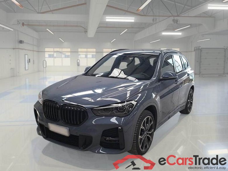 BMW 15 BMW X1 / 2019 / 5P / SUV SDRIVE 18I M SPORT #1