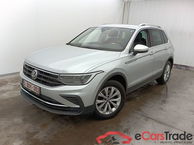 Volkswagen Tiguan 2.0 TDI 110kW DSG Life 5d #3