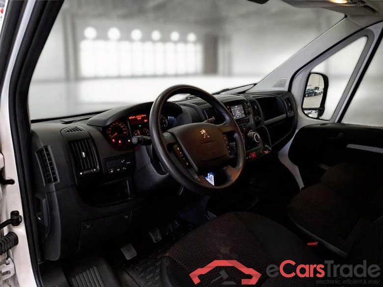 PEUGEOT BOXER / 2014 / 4P / FURGONE 435 L4H3 2.2 BLUEHDI 140CV SeS #3