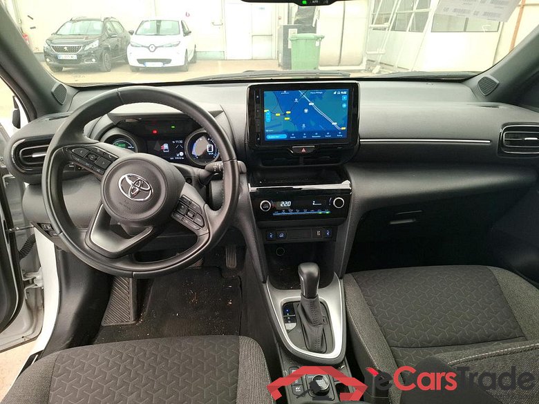 TOYOTA Yaris Cross Hybride / 2021 / 5P / SUV 1.5 HYBRID 116H DESIGN AWD AUTO #5