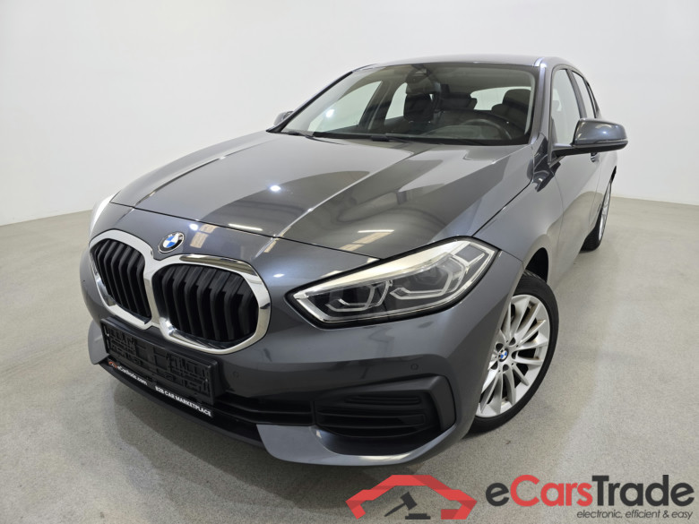 BMW 118i Advantage Aut. LED-Xenon LC-Pro Navi KeylessGo Camera Klima PDC ... #1