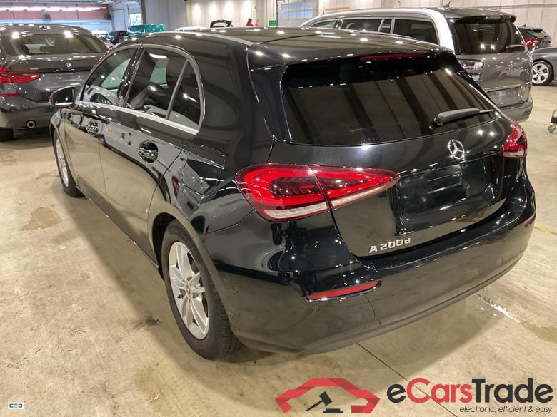 MERCEDES-BENZ CLASSE A DIESEL (W177) A 200 d Style Advantage Park Assist ESP DAB #3