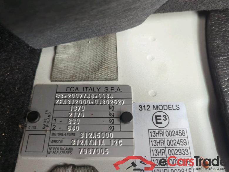 Fiat 500 TwinAir Turbo 80 Lounge 3d #6