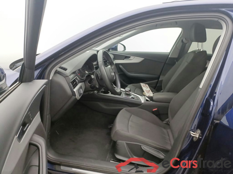Audi A4 Avant 2.0 30 TDi 100kW S tr Adv Business Ed 5d #3