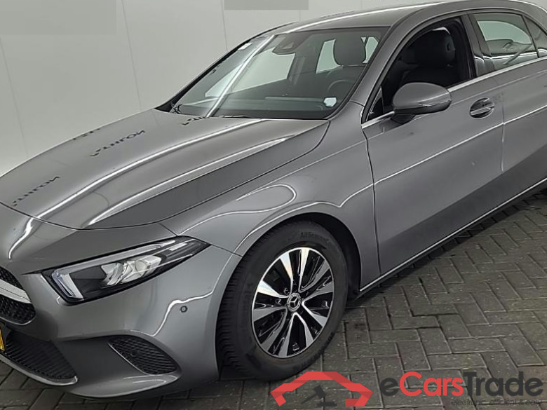 Mercedes A 180 LED-Xenon Widescreen Navi 1/2 Sport-Leather KeylessGo Сamera Klima PDC ...