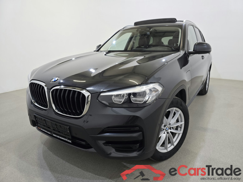 BMW X3 xDrive30e 272Hp Hybrid Aut. Pano LC-Pro Navi Sport-Leather KeylessGo Camera Klima PDC ... #1