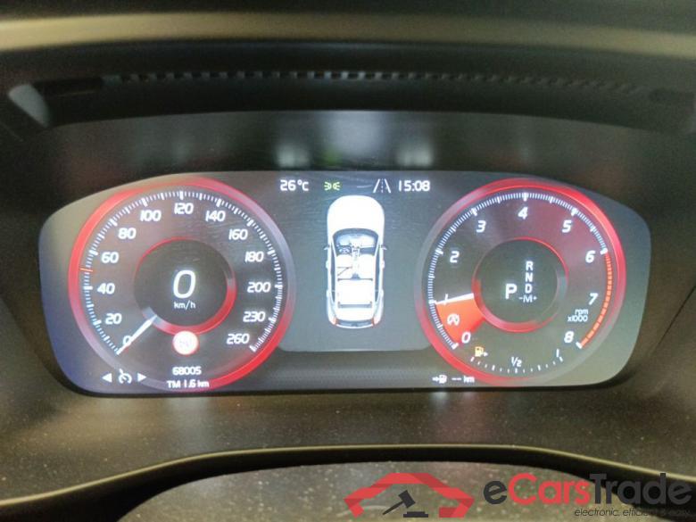 Volvo XC40 T3 Geartronic Momentum Pro 5d #6