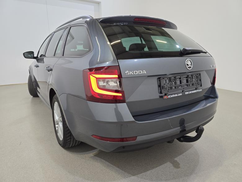 Skoda Octavia 1.6 CRTDI Ambition Navi Klima PDC ... #6