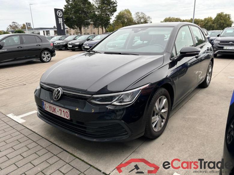 VOLKSWAGEN Golf VIII New Golf Life 1.0 TSI 81 kW (110 ch) 6 vitesses manuel #1