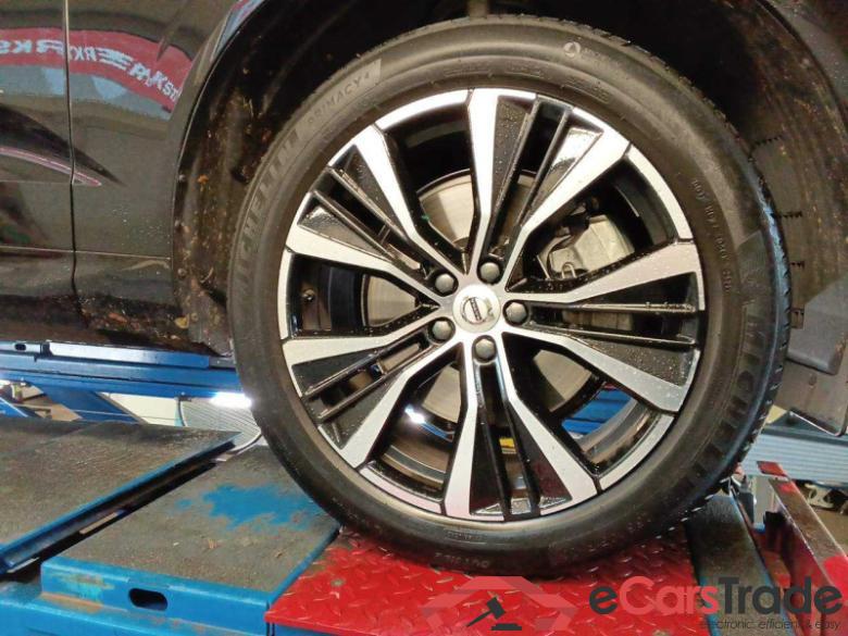 Volvo XC60 (03.2017->) DE - SUV5 B5 (Benzin) AWD EU6d, Ultimate Dark Mild-Hybrid (EURO 6d), (Facelift) #6