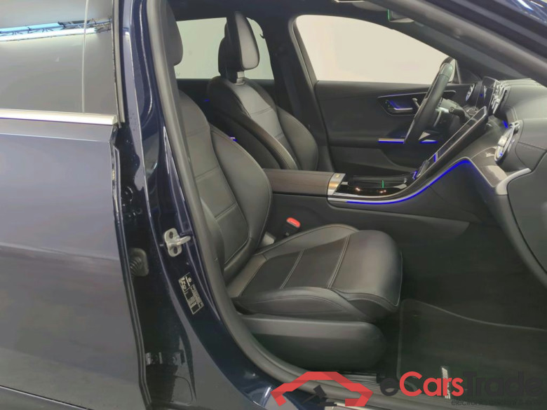 Mercedes-Benz C-Klasse Estate C 300 e AMG Line 5d #3