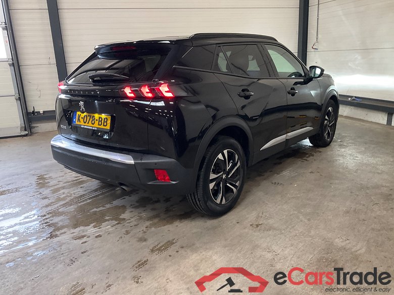 PEUGEOT 2008 1.2 PureTech Allure #3